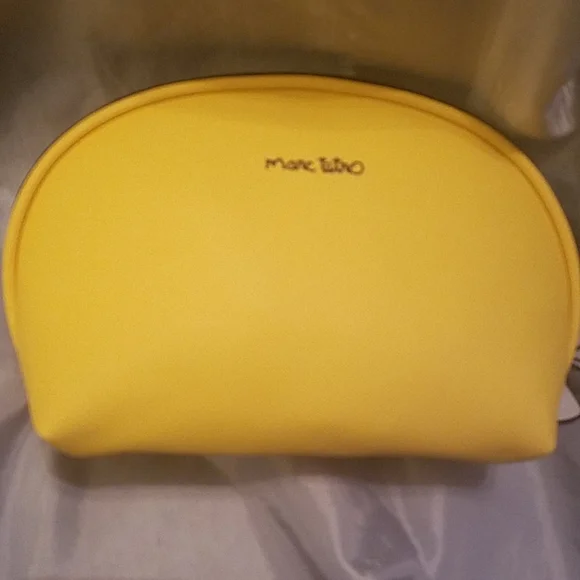 Marc Tetro Dachshund Dog cosmo case NWT - Picture 2 of 3